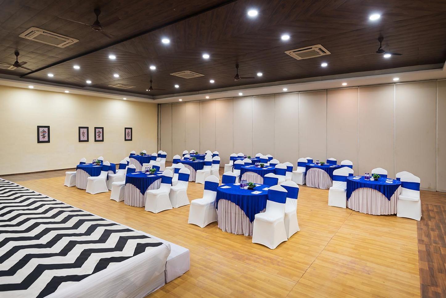 Manas Lifestyle Resort, 4*