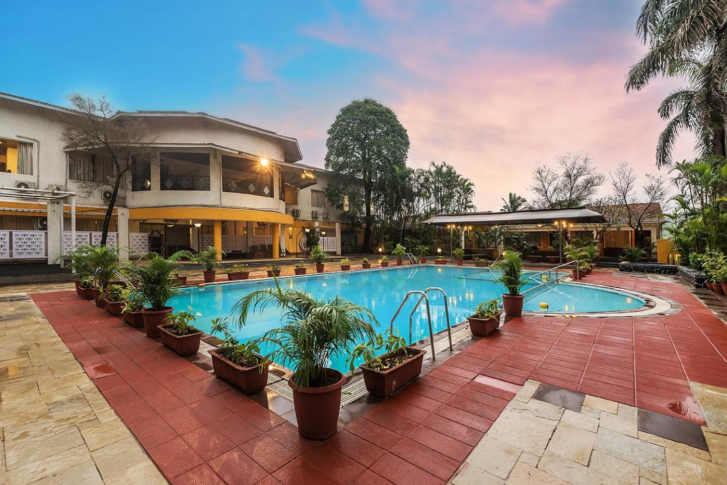Resort Manas Lifestyle Resort, 4*