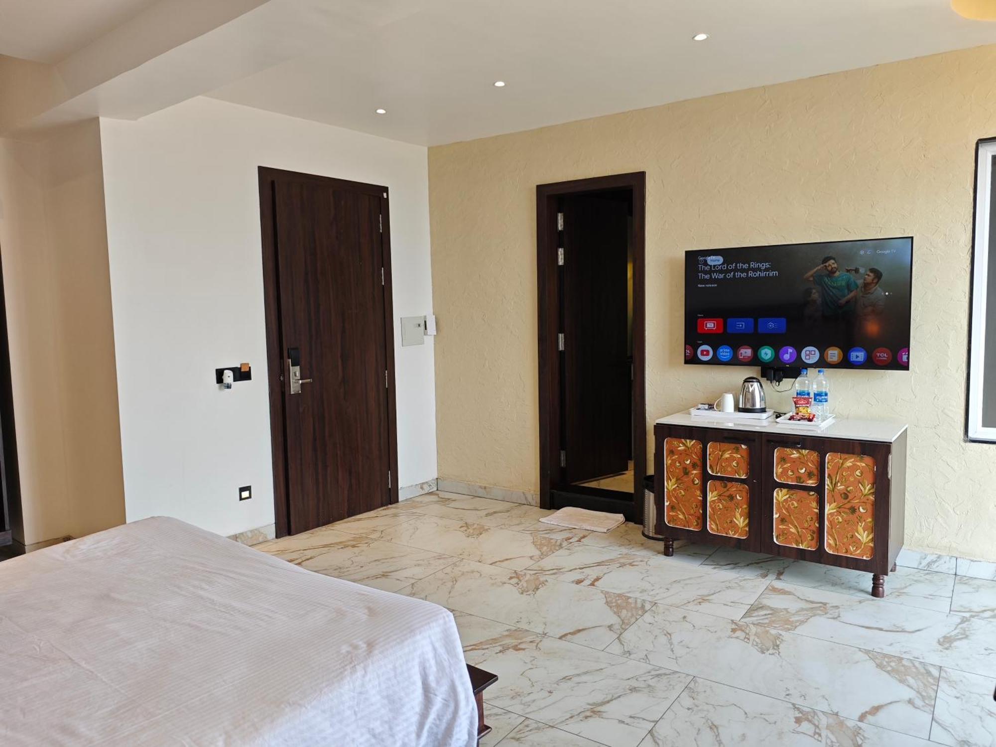 Manas Lifestyle Resort, Resort 4*